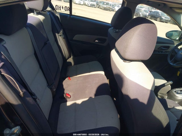1G1PA5SG4E7322831 Chevrolet Cruze Ls Auto