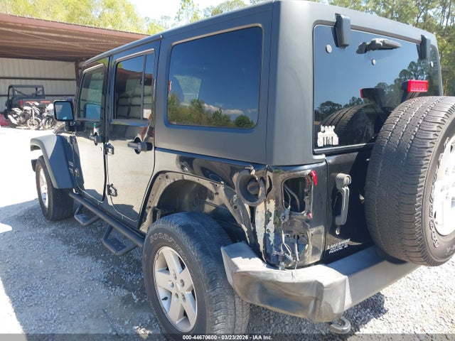 1C4BJWDG9HL719760 Jeep Wrangler Unlimited Sport 4x4