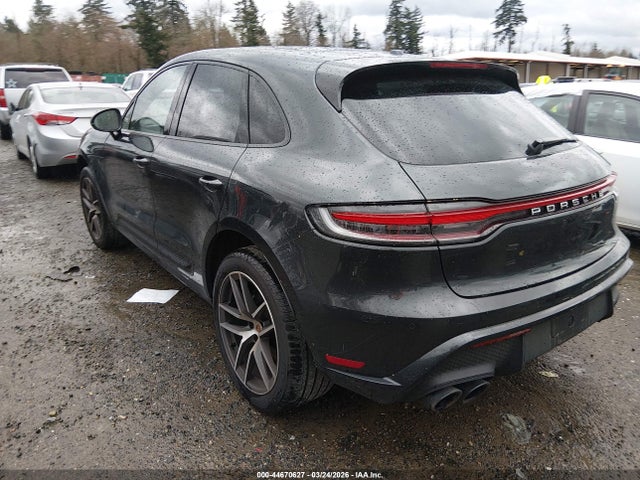 Porsche Macan T 2023 WP1AA2A50PLB21495 Image 3