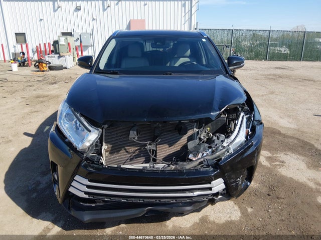 5TDJZRFHXKS584418 Toyota Highlander Xle