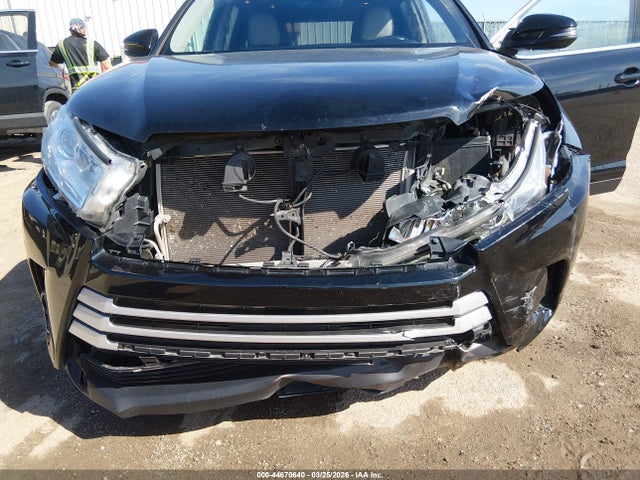 5TDJZRFHXKS584418 Toyota Highlander Xle
