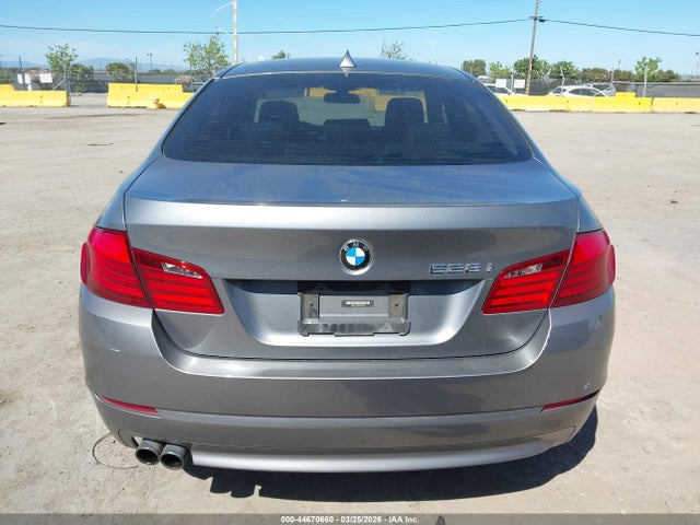 Продаж на аукціоні авто 2011 Bmw 528i, vin: WBAFR1C56BC750725, номер лоту: 44670660