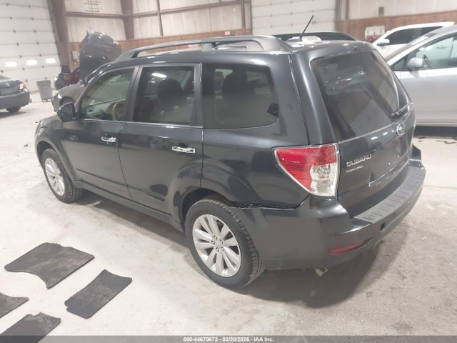 44670673 :رقم المزاد ، JF2SHAEC9DH436459 vin ، 2013 Subaru Forester 2.5x Limited مزاد بيع