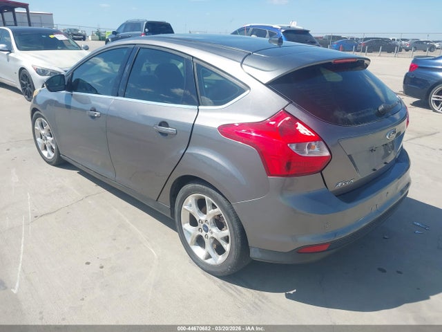 Ford Focus Titanium 2014 1FADP3N22EL460247 Image 3