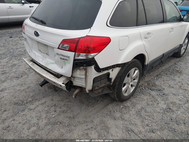 2011 Subaru Outback 3.6r Limited მანქანა იყიდება აუქციონზე, vin: 4S4BRDLC2B2347442, აუქციონის ნომერი: 44670687