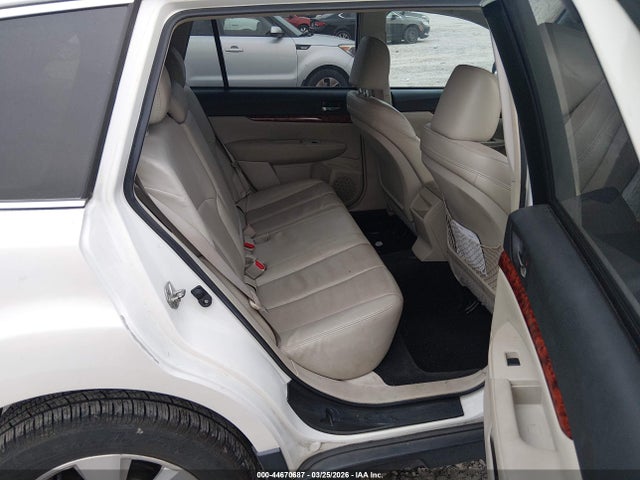 2011 Subaru Outback 3.6r Limited მანქანა იყიდება აუქციონზე, vin: 4S4BRDLC2B2347442, აუქციონის ნომერი: 44670687