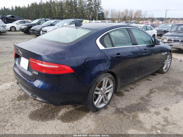 2017 JAGUAR XE SAJAK4BV1HA970946 Photo 3