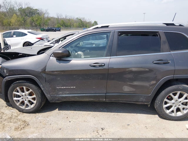 Продажа на аукционе авто 2018 Jeep Cherokee Latitude Plus Fwd, vin: 1C4PJLLB4JD577361, номер лота: 44670705