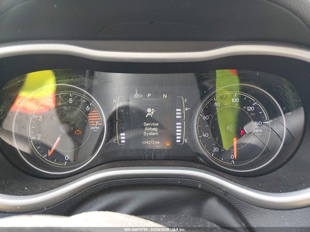 Продажа на аукционе авто 2018 Jeep Cherokee Latitude Plus Fwd, vin: 1C4PJLLB4JD577361, номер лота: 44670705
