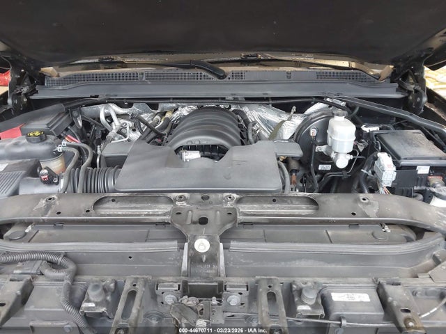 44670711 :رقم المزاد ، 1GKS2BKC4HR121468 vin ، 2017 Gmc Yukon Slt مزاد بيع