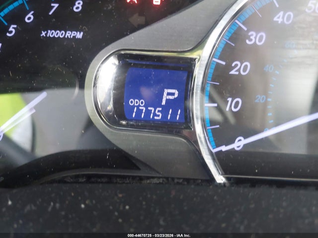 5TDYK3DC0ES415987 Toyota Sienna Xle V6 8 Passenger