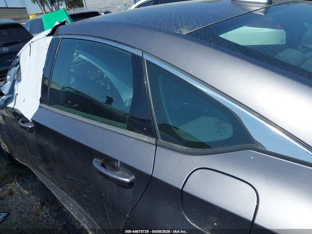 1HGCV1F16LA068016 Honda ACCORD LX