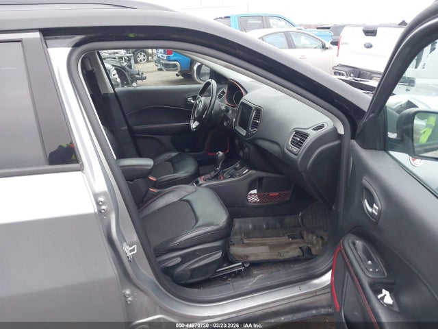 2020 Jeep Compass Trailhawk 4x4 მანქანა იყიდება აუქციონზე, vin: 3C4NJDDB1LT163270, აუქციონის ნომერი: 44670730