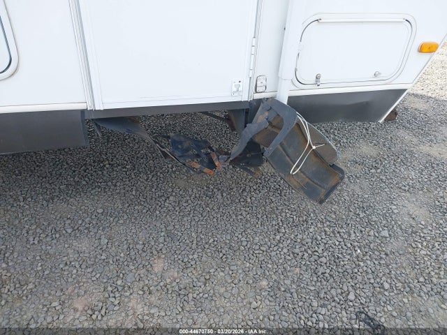 44670750 :رقم المزاد ، 4YDT21023AB450338 vin ، 2010 Keystone Rv Other مزاد بيع