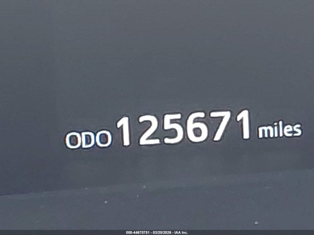 Toyota Prius Three Touring 2017 JTDKARFUXH3050287 Image 15