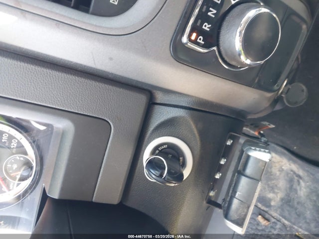 Продажа на аукционе авто 2015 Ram 1500 Express, vin: 1C6RR6KT0FS624151, номер лота: 44670758