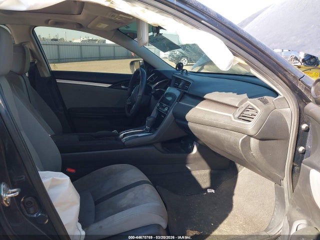 Продаж на аукціоні авто 2018 Honda Civic Ex, vin: 19XFC2F76JE205378, номер лоту: 44670769