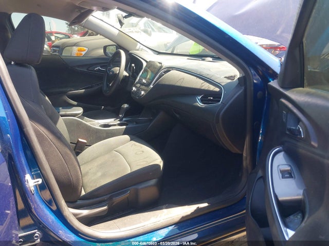 1G1ZD5ST6KF158156 Chevrolet MALIBU LT