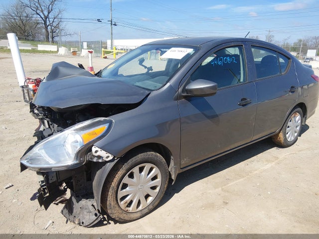 2017 Nissan Versa 1.6 S+ მანქანა იყიდება აუქციონზე, vin: 3N1CN7AP3HL831853, აუქციონის ნომერი: 44670812