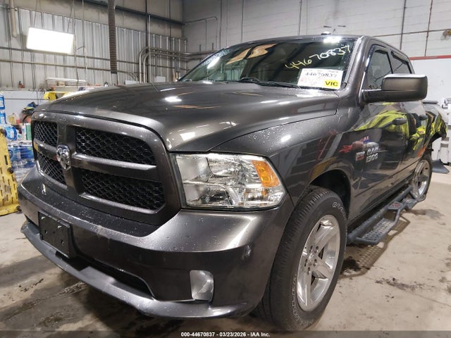2017 Ram 1500 Express  4x4 5'7 Box მანქანა იყიდება აუქციონზე, vin: 3C6RR7KT0HG582483, აუქციონის ნომერი: 44670837