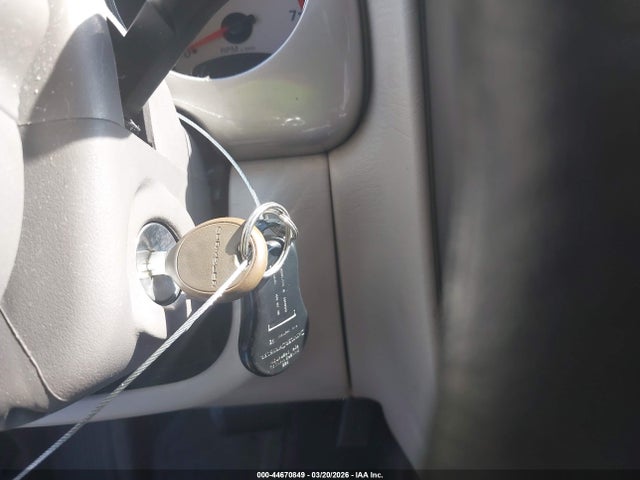 44670849 :رقم المزاد ، 3C4FY58B04T227977 vin ، 2004 Chrysler Pt Cruiser Touring مزاد بيع