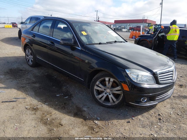44670859 :رقم المزاد ، WDDGF8BB7AR124554 vin ، 2010 Mercedes-benz C 300 Luxury 4matic/sport 4matic مزاد بيع