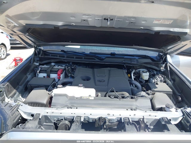 Продажа на аукционе авто 2026 Toyota Tundra Sr5 Crewmax 5.5' Bed, vin: 5TFLA5AB0TX051503, номер лота: 44670864