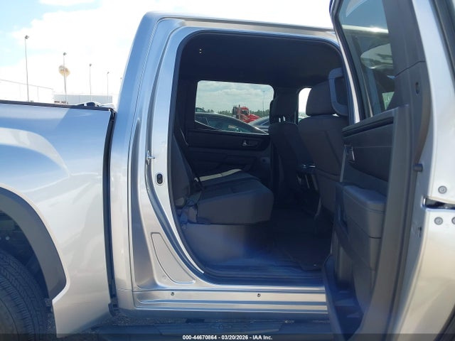 Продажа на аукционе авто 2026 Toyota Tundra Sr5 Crewmax 5.5' Bed, vin: 5TFLA5AB0TX051503, номер лота: 44670864