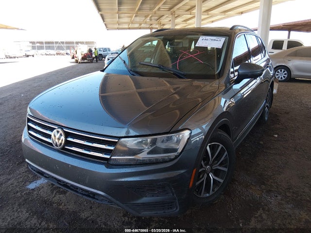 3VV3B7AX0LM052582 Volkswagen Tiguan 2.0t Se/2.0t Se R-line Black/2.0t Sel