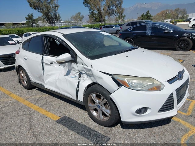 1FADP3K27EL255785 Ford FOCUS SE
