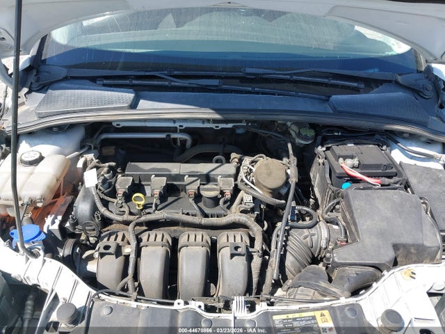 1FADP3K27EL255785 Ford FOCUS SE