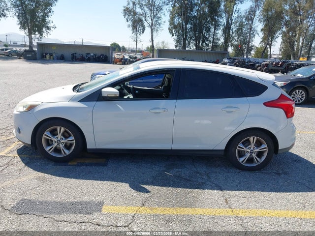 1FADP3K27EL255785 Ford FOCUS SE