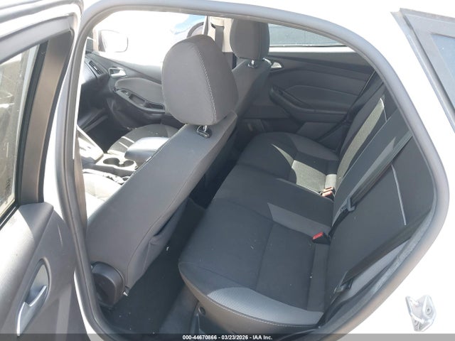 1FADP3K27EL255785 Ford FOCUS SE