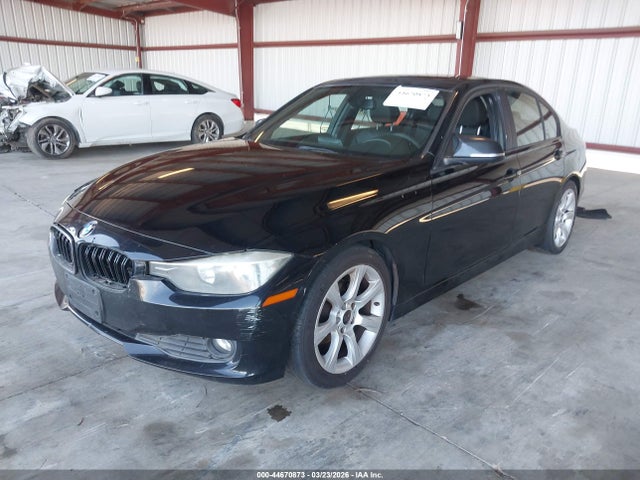 2014 Bmw 320i მანქანა იყიდება აუქციონზე, vin: WBA3B1C52EK134604, აუქციონის ნომერი: 44670873