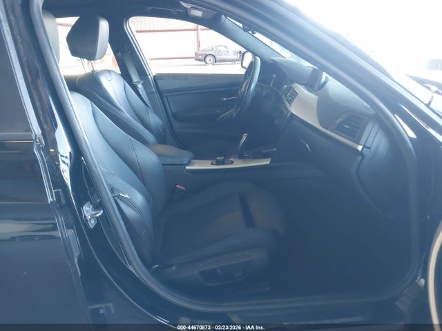 2014 Bmw 320i მანქანა იყიდება აუქციონზე, vin: WBA3B1C52EK134604, აუქციონის ნომერი: 44670873