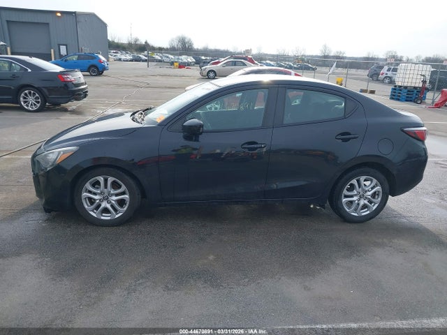 3MYDLBYV4HY166710 Toyota YARIS IA