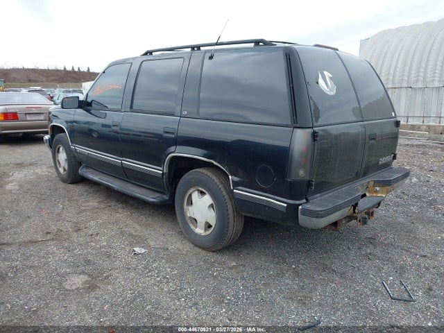 1999 CHEVROLET TAHOE 1GNEK13R8XJ307329 Photo 2