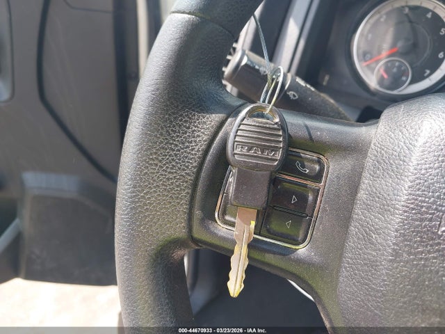 Auction sale of the 2019 Ram 1500 Classic Tradesman  4x2 8' Box, vin: 3C6JR6DTXKG504336, lot number: 44670933