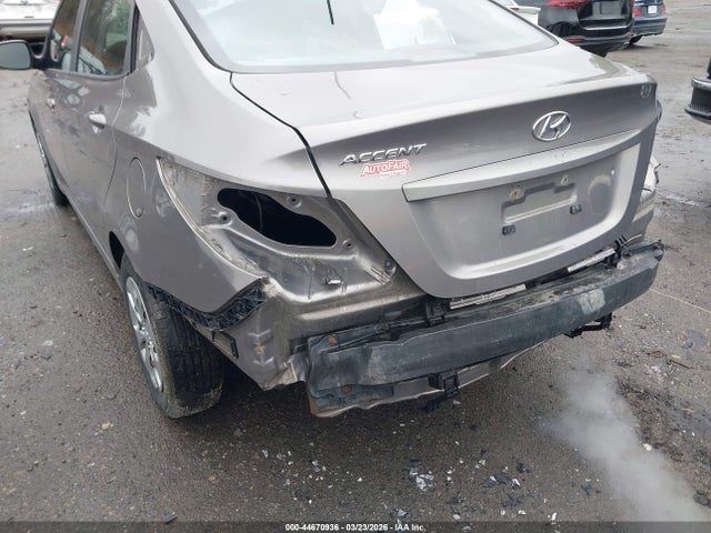 KMHCT4AEXHU369406 Hyundai ACCENT SE