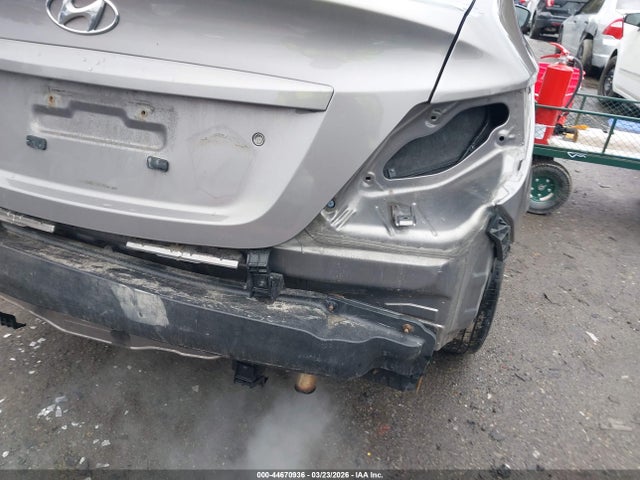 KMHCT4AEXHU369406 Hyundai ACCENT SE