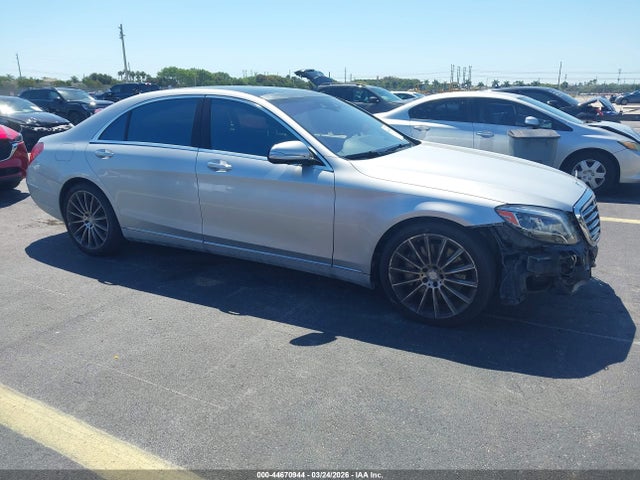 2014 MERCEDES-BENZ S 550 WDDUG8CB6EA043063