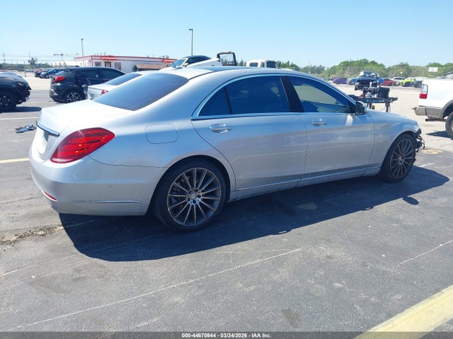 2014 MERCEDES-BENZ S 550 WDDUG8CB6EA043063 Photo 3