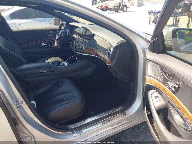 2014 MERCEDES-BENZ S 550 WDDUG8CB6EA043063 Photo 4