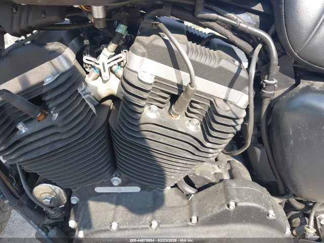 2019 HARLEY-DAVIDSON XL883 1HD4LE218KC425607 Photo 8