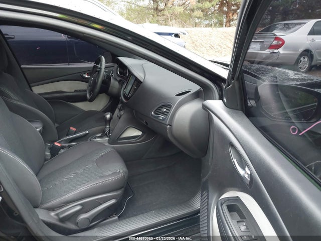 2015 Dodge Dart Sxt მანქანა იყიდება აუქციონზე, vin: 1C3CDFBB5FD132082, აუქციონის ნომერი: 44670965