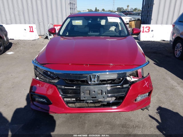 1HGCV1F98JA096144 Honda Accord Touring