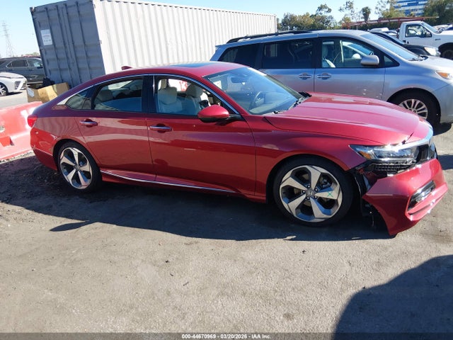 1HGCV1F98JA096144 Honda Accord Touring