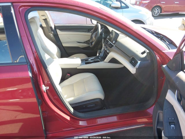 1HGCV1F98JA096144 Honda Accord Touring