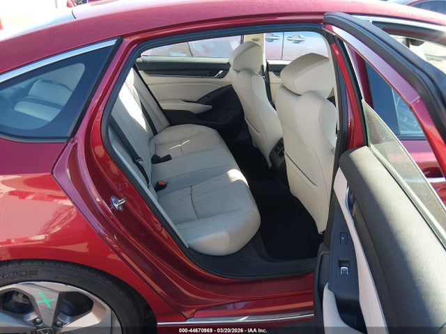 1HGCV1F98JA096144 Honda Accord Touring