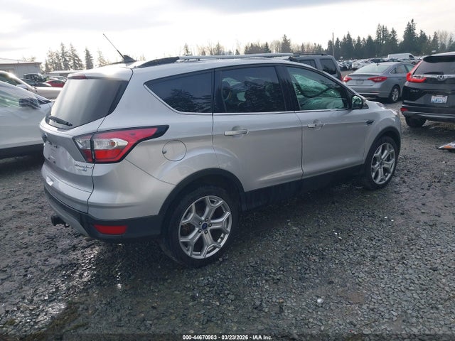 Ford Escape Titanium 2018 1FMCU9J90JUC49147 Image 4
